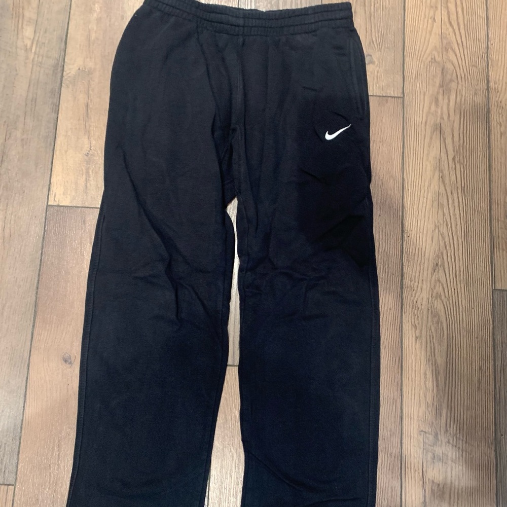 Nike Sweatpants | Black | Small